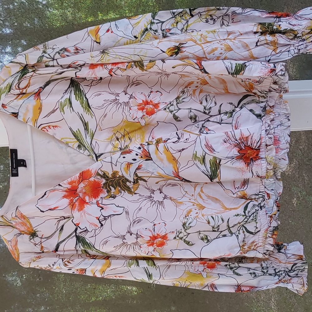 INC top. Size XL